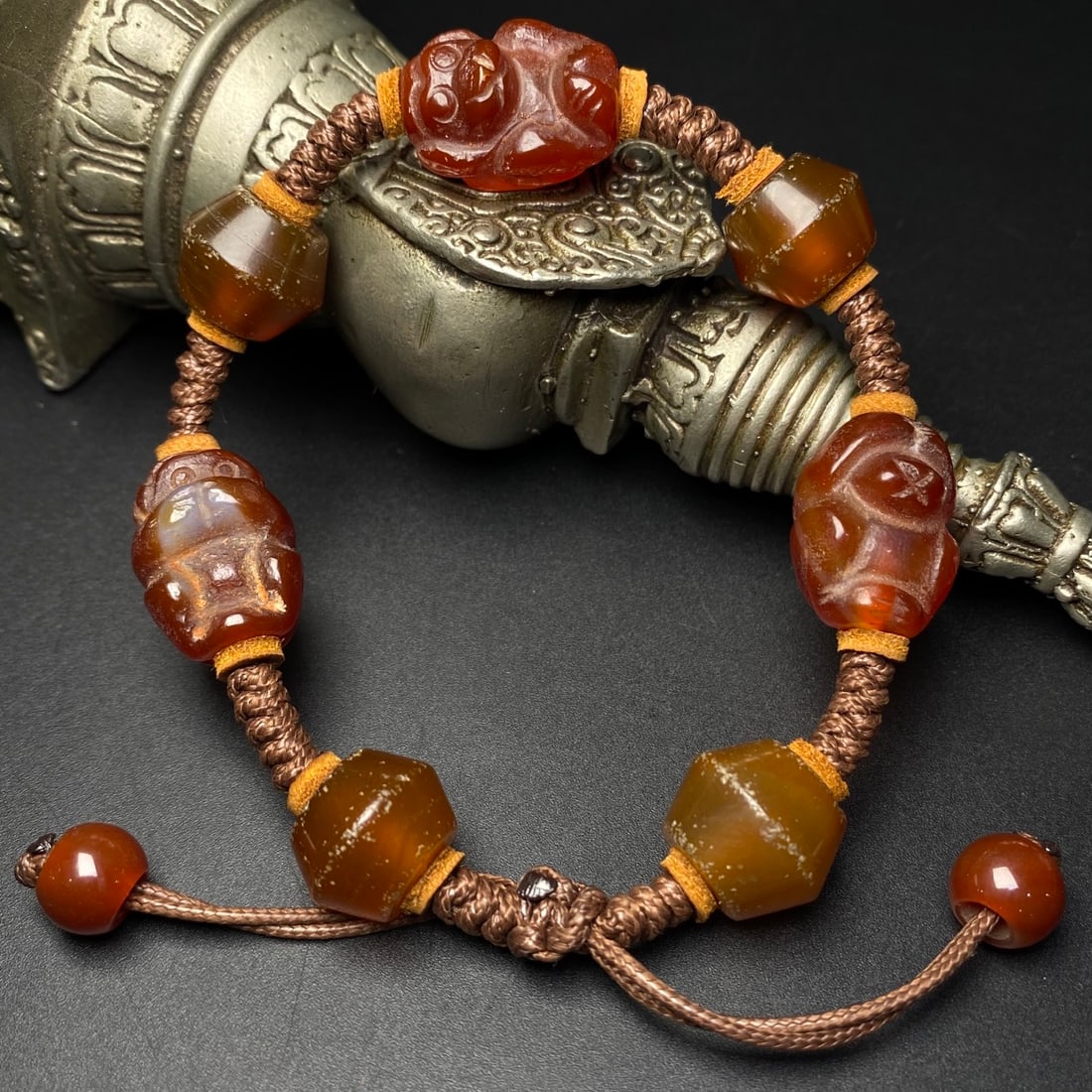 A Precious Agate Bracelets - 2