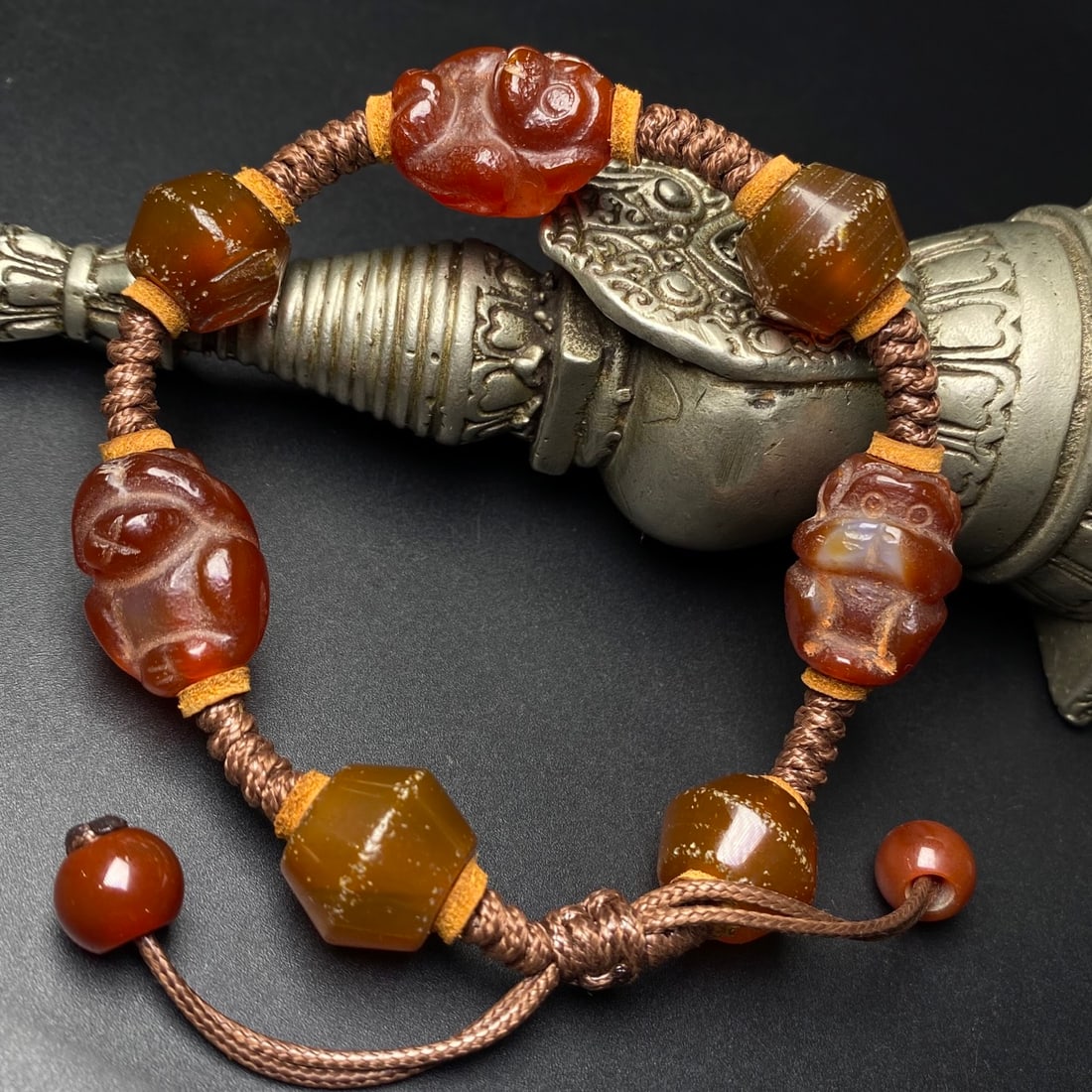 A Precious Agate Bracelets - 4