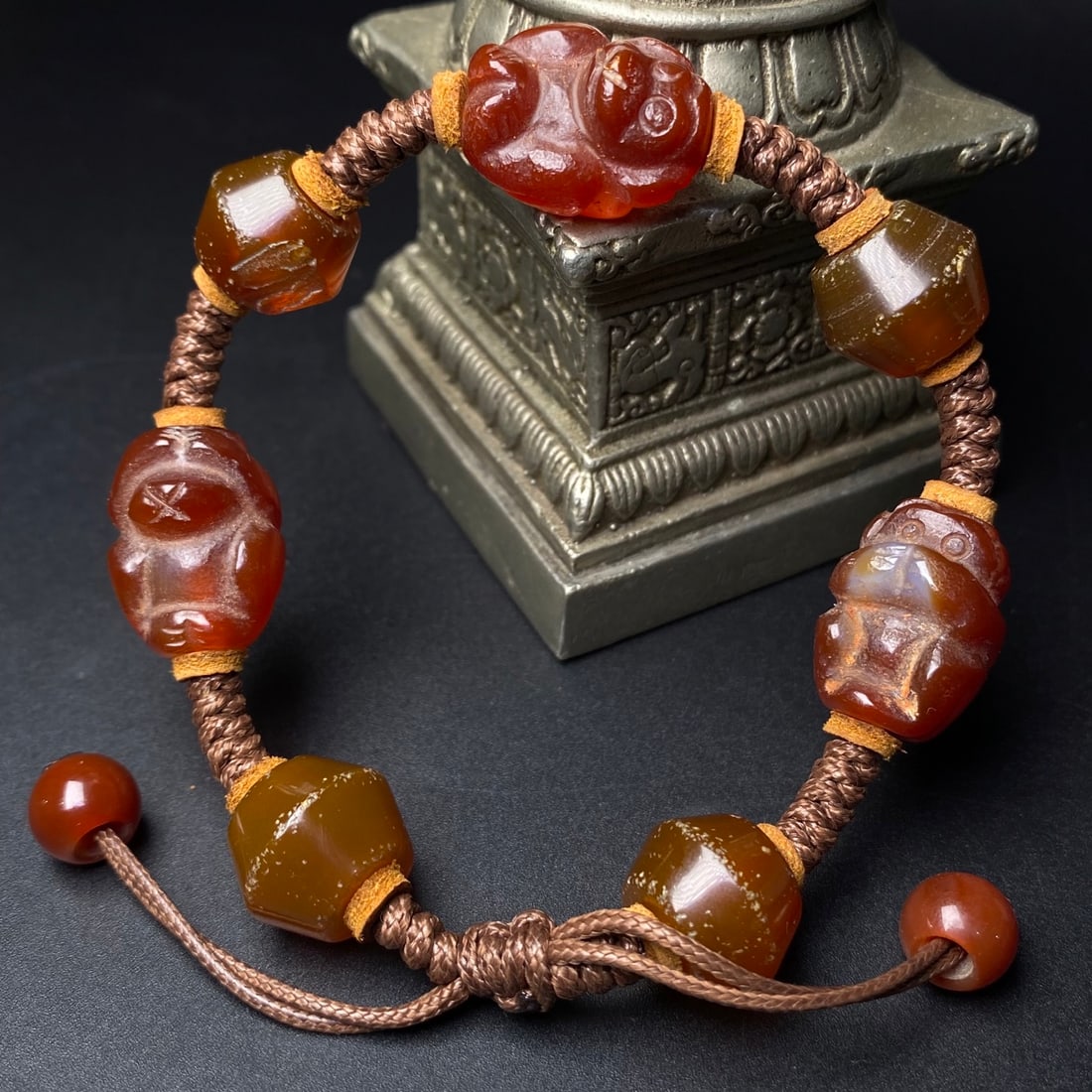 A Precious Agate Bracelets - 6