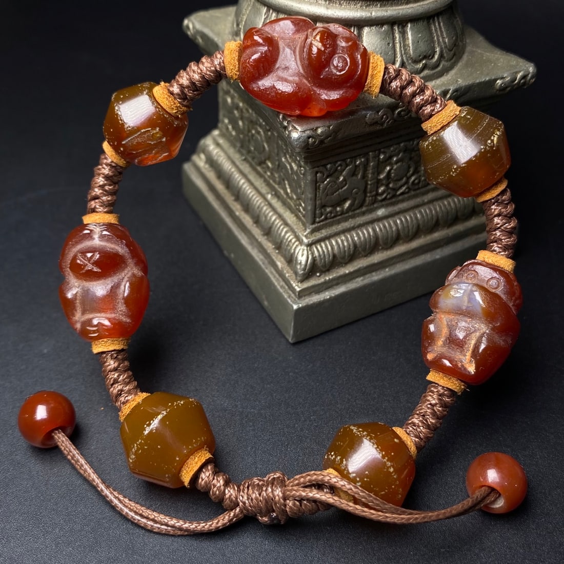 A Precious Agate Bracelets - 7