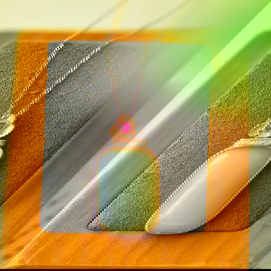 A Pair of Exquisite Sterling Silver-Gold Plated Inlaid White Jade Necklace,Inlaid Diamond: A Pair of Exquisite Sterling Silver-Gold Plated Inlaid White Jade Necklace,Inlaid Diamond,Size:0.6inx1.1in 