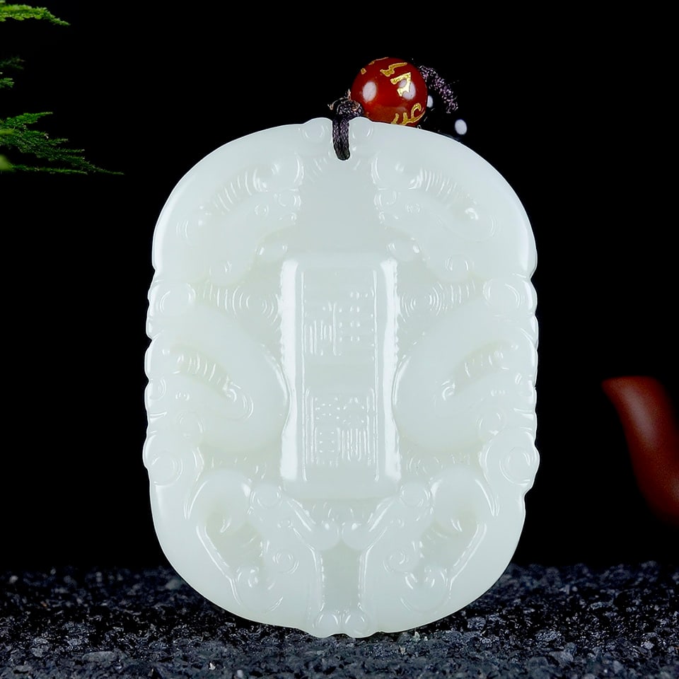 An Exquisite White Jade Dragon Pattern Pendant - 4