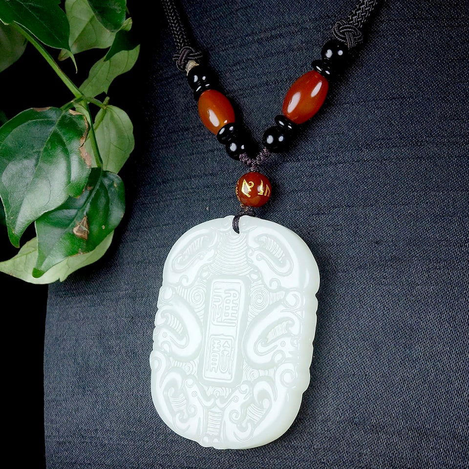 An Exquisite White Jade Dragon Pattern Pendant - 5