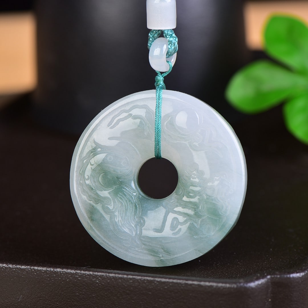 An Exquisite Jadeite Dragon Pattern Pendant - 3