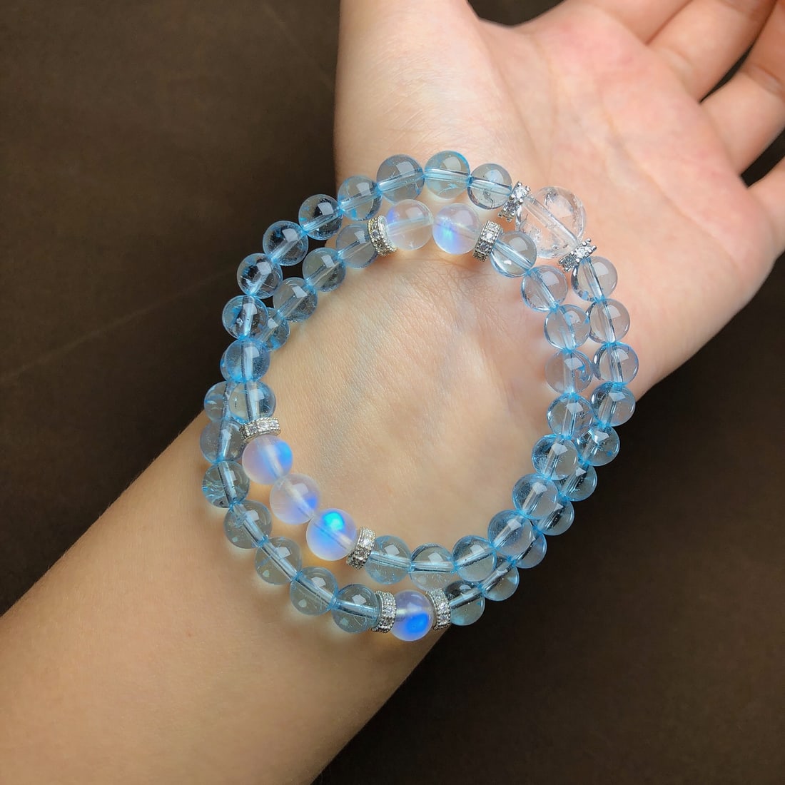 An Exquisite Crystal Bracelets - 2