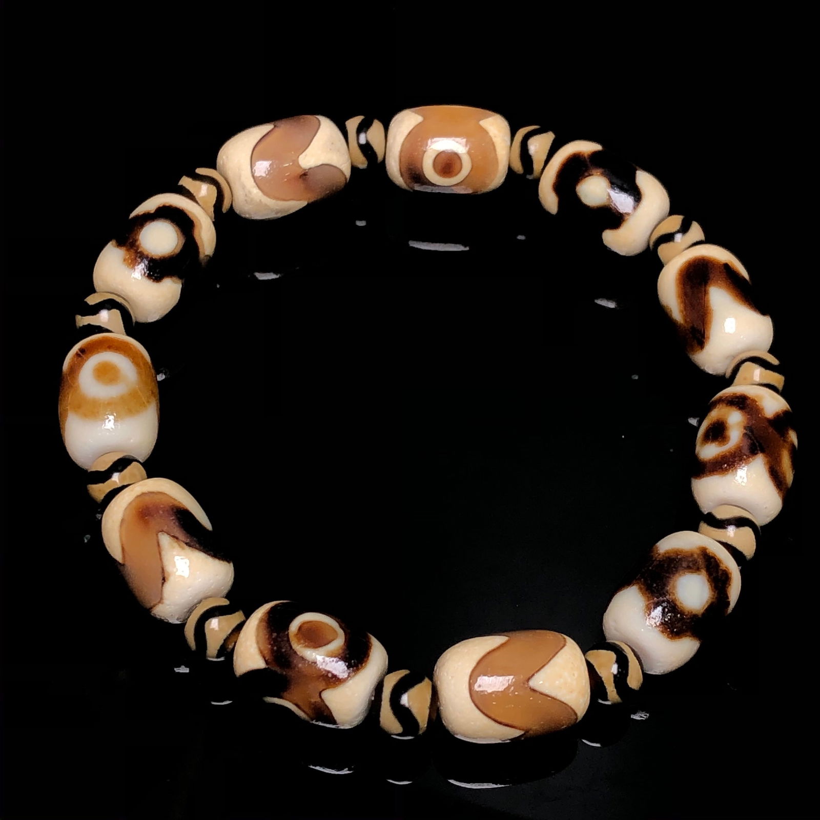 A Precious Dzi Bead Bracelets - 2
