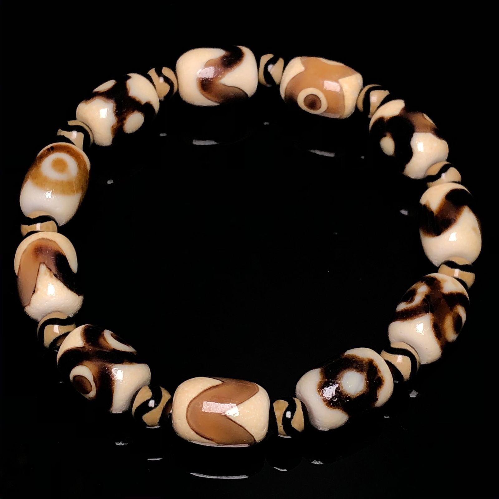 A Precious Dzi Bead Bracelets - 8