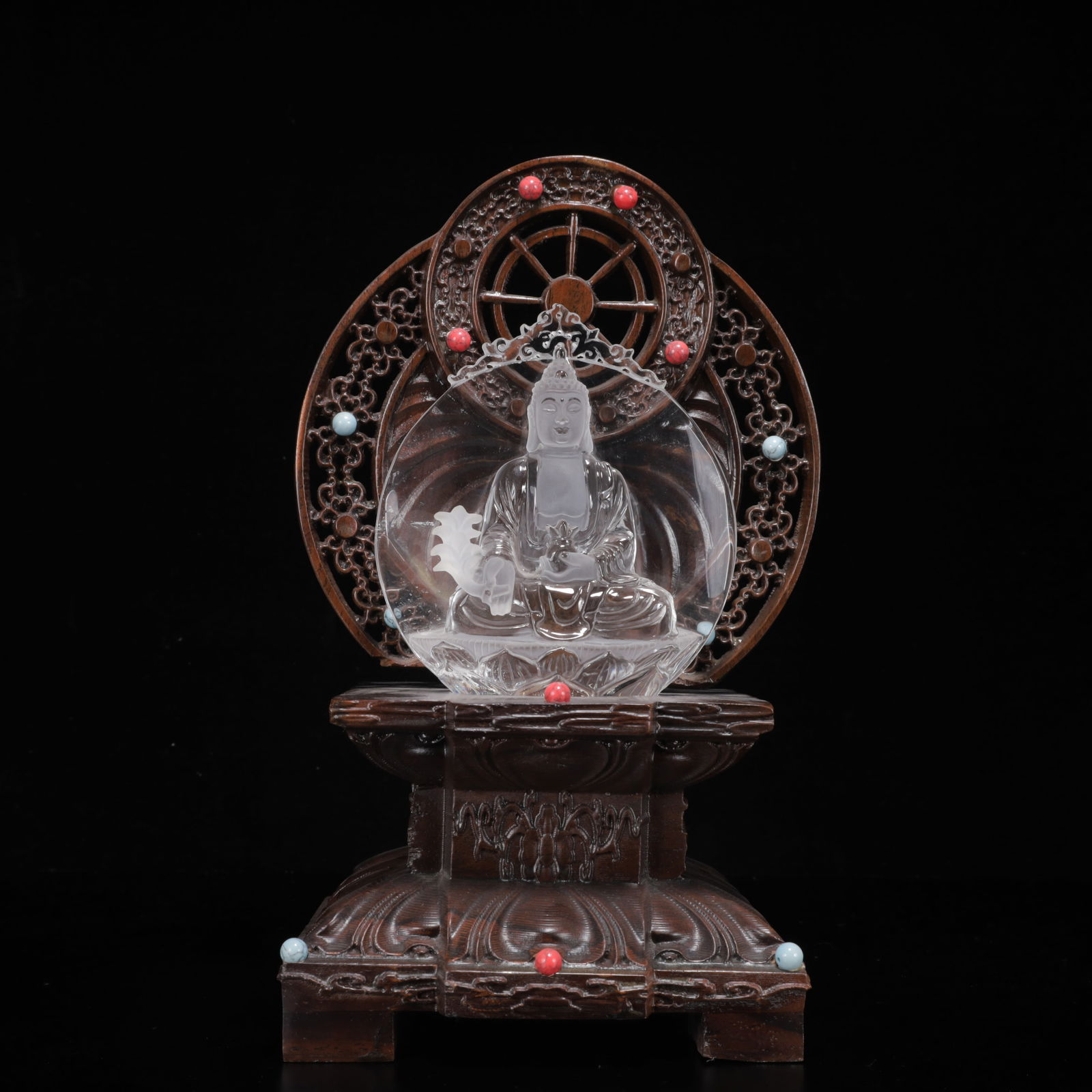 An Exquisite Crystal Statue of Sakyamuni Statue: An Exquisite Crystal Statue of Sakyamuni Statue,Size:4.7inx1.6inx5.5in,Weight:500g 水晶如来像