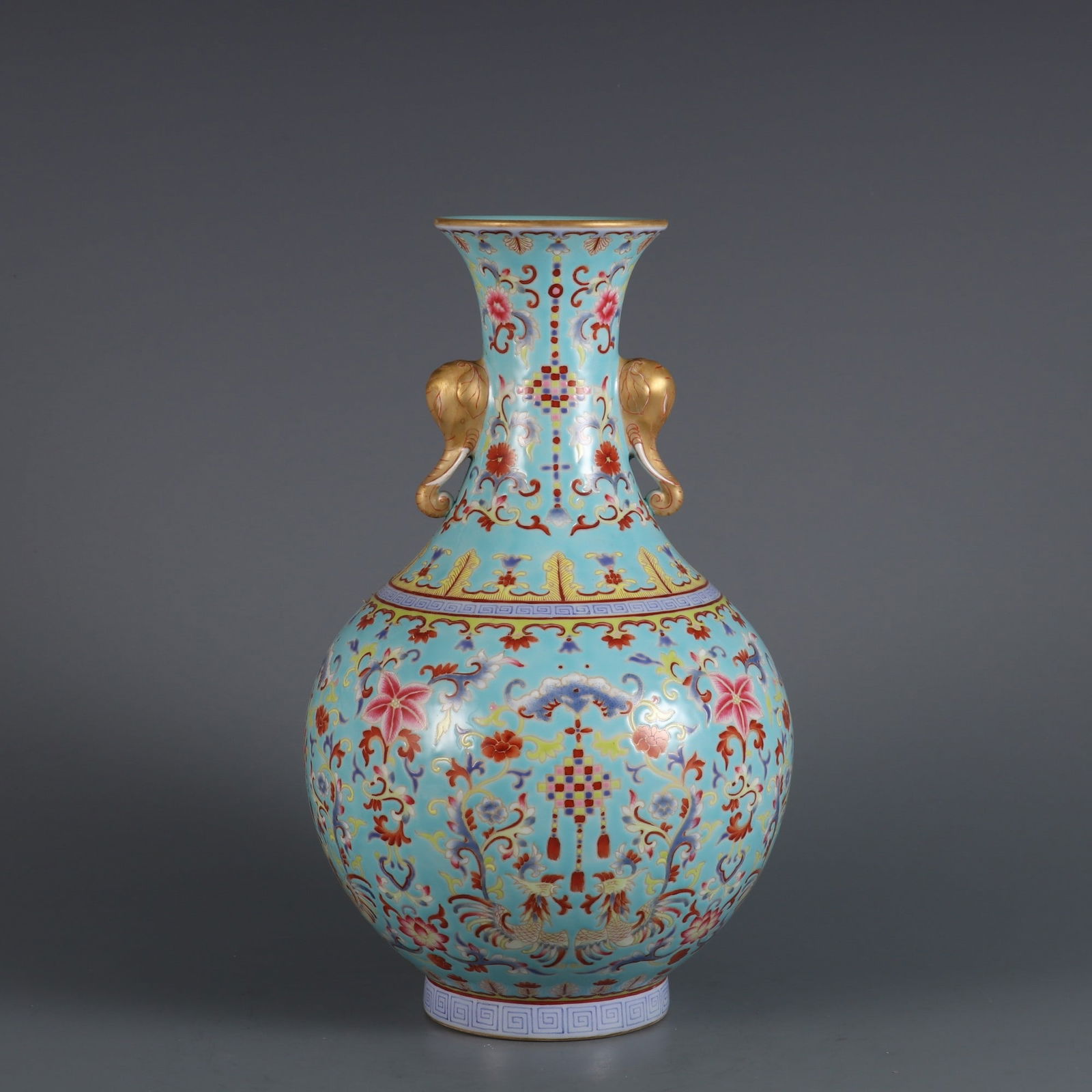 An Exquisite Enamel Lotus Pattern Phoenix Pattern Double-Ears Vase - 3