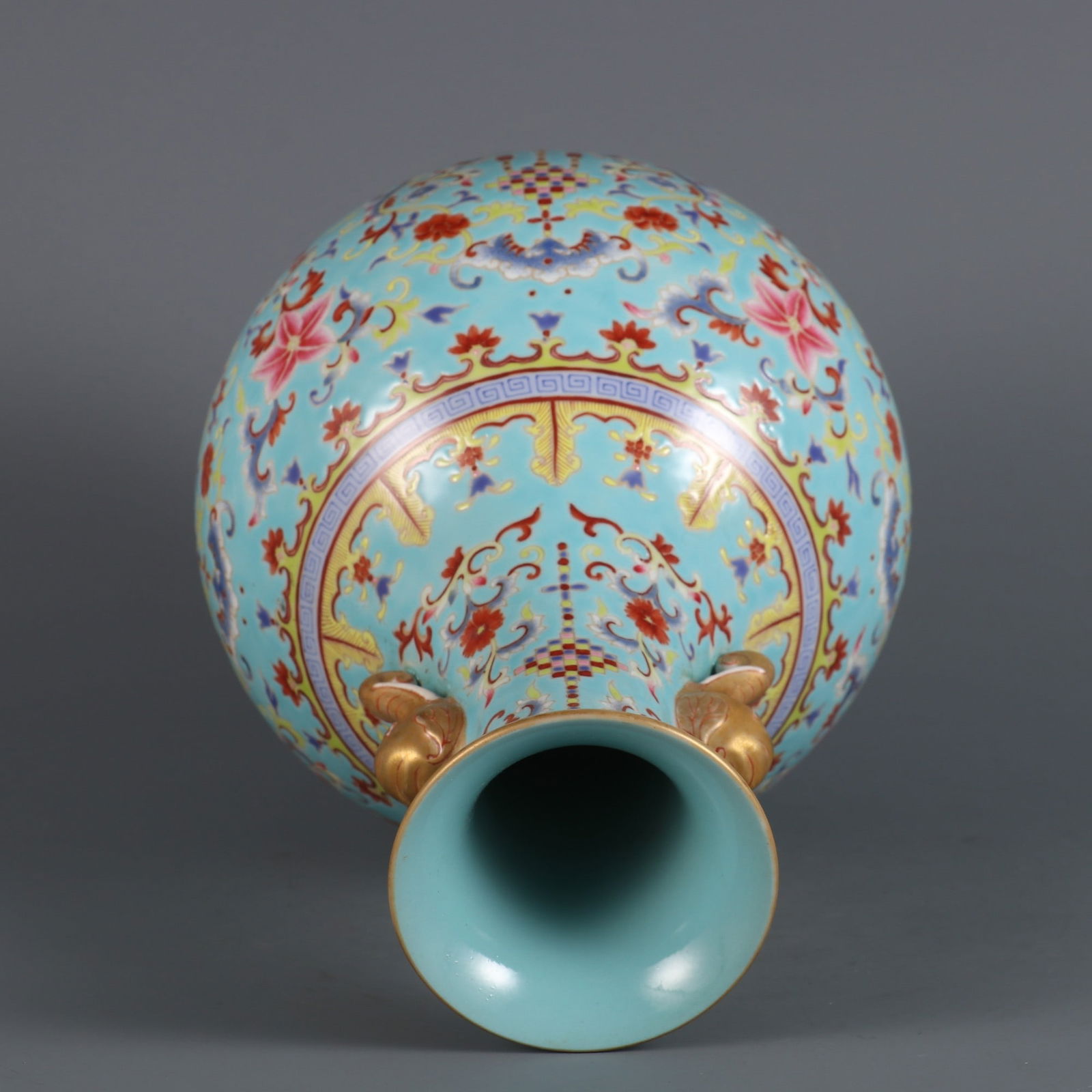 An Exquisite Enamel Lotus Pattern Phoenix Pattern Double-Ears Vase - 8