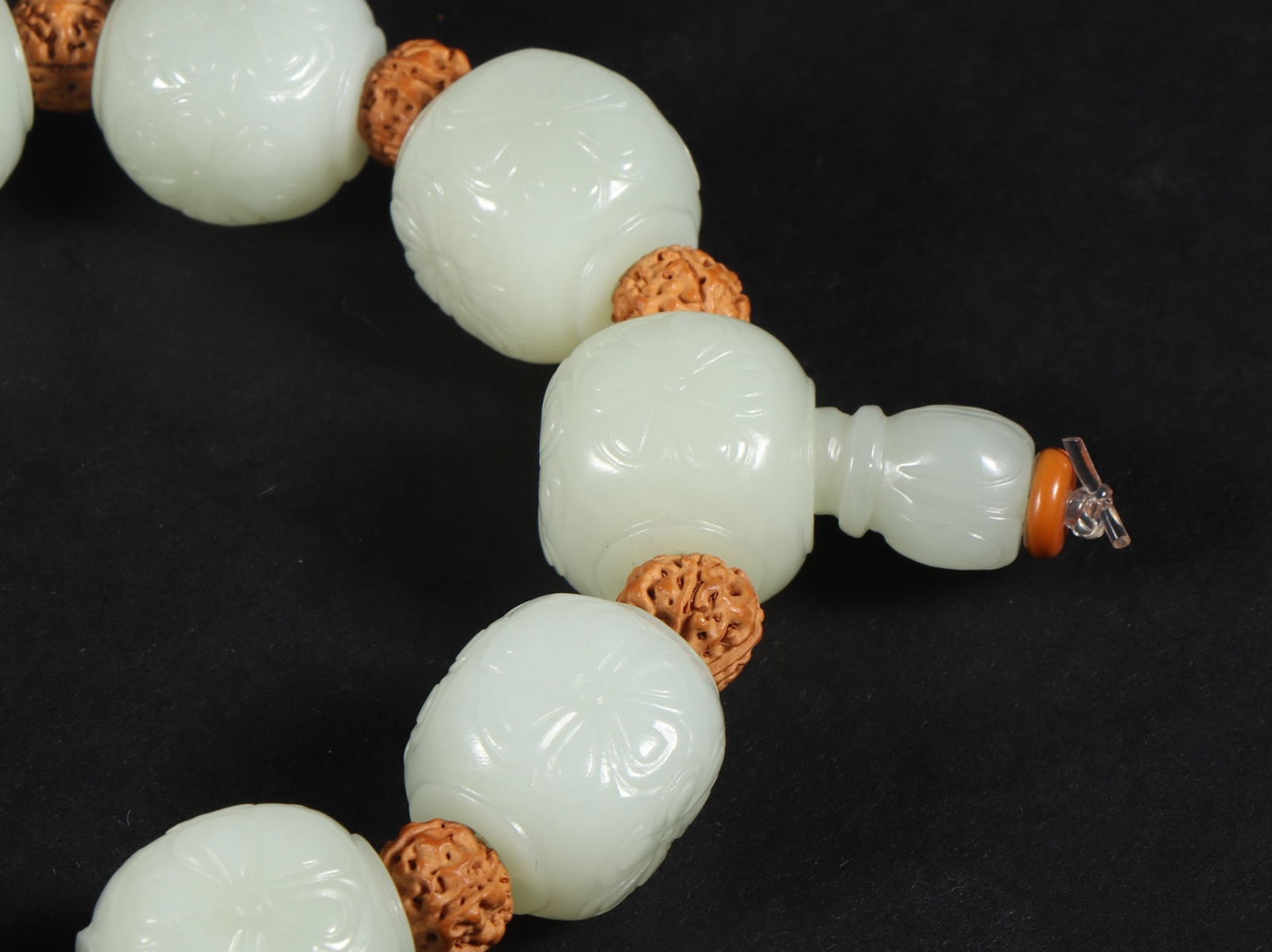 An Exquisite White Jade Bracelets - 7