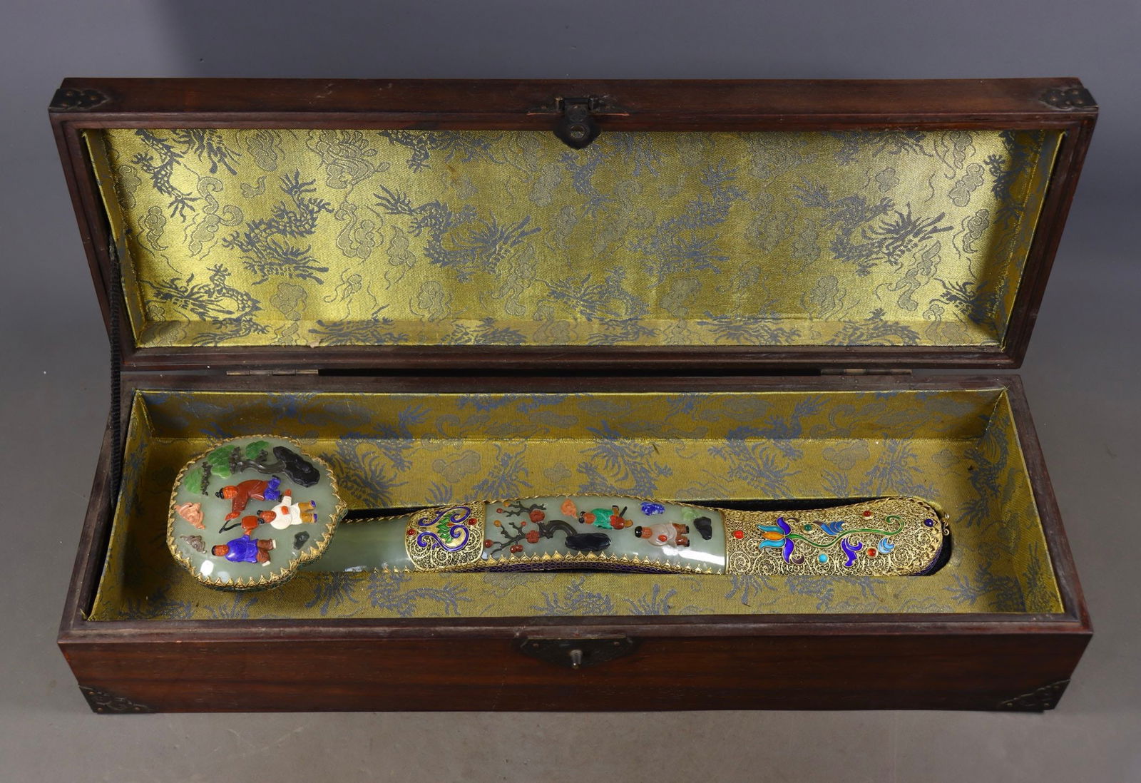 An Exquisite White Jade Inlaid Covered silver-gilt Character and Story Pattern Ruyi (1 of 9)