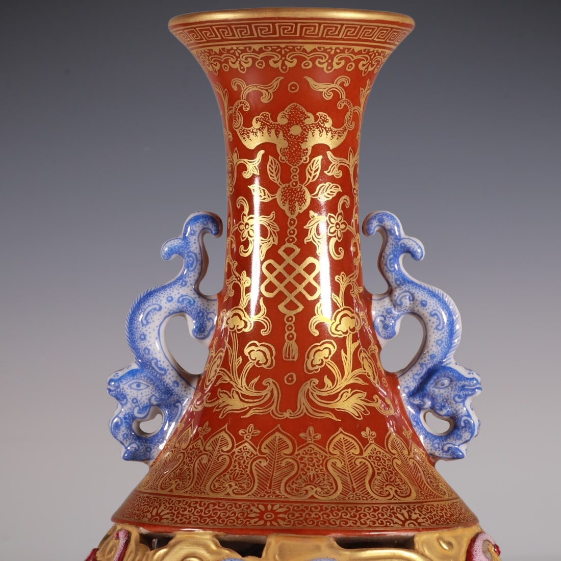 An Exquisite Enamel Dragon Pattern Double-Ears Vase - 2