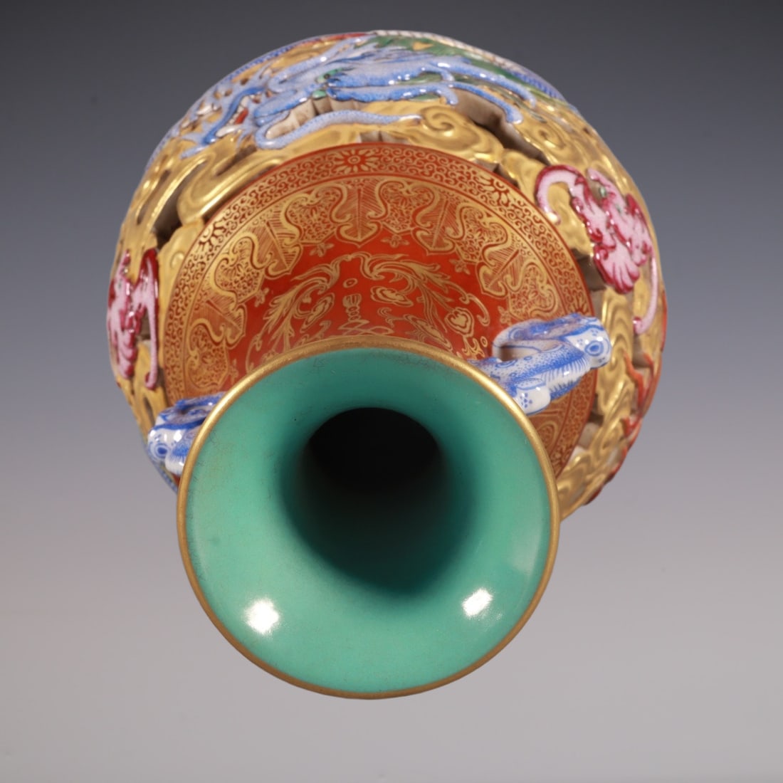 An Exquisite Enamel Dragon Pattern Double-Ears Vase - 7