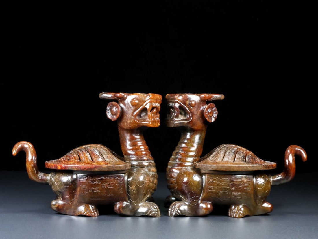 A Pair of Exquisite White Jade Auspicious Beast-Shaped Censer: A Pair of Exquisite White Jade Auspicious Beast-Shaped Censer Han Dynasty, China Size:6.5inx5.1inx3.8in Weight:2.066kg白玉龙龟熏炉一对