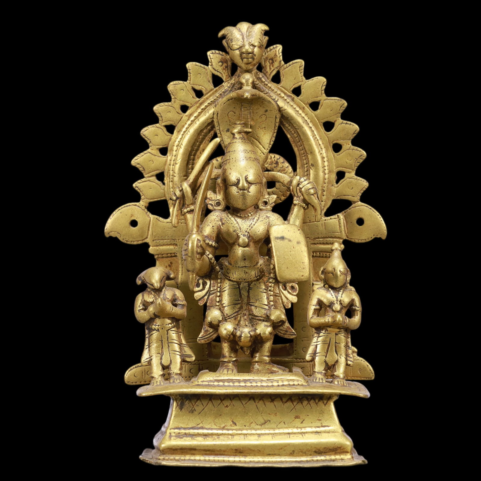 A Exquisite Gilt Bronze Buddha statue: A Exquisite Gilt Bronze Buddha statue Ming Dynasty, China Size:3.7inx2.8inx7.5in Weight:950g铜鎏金佛像 中国明代 Size:9.5cmx7cmx19cm Weight:950g