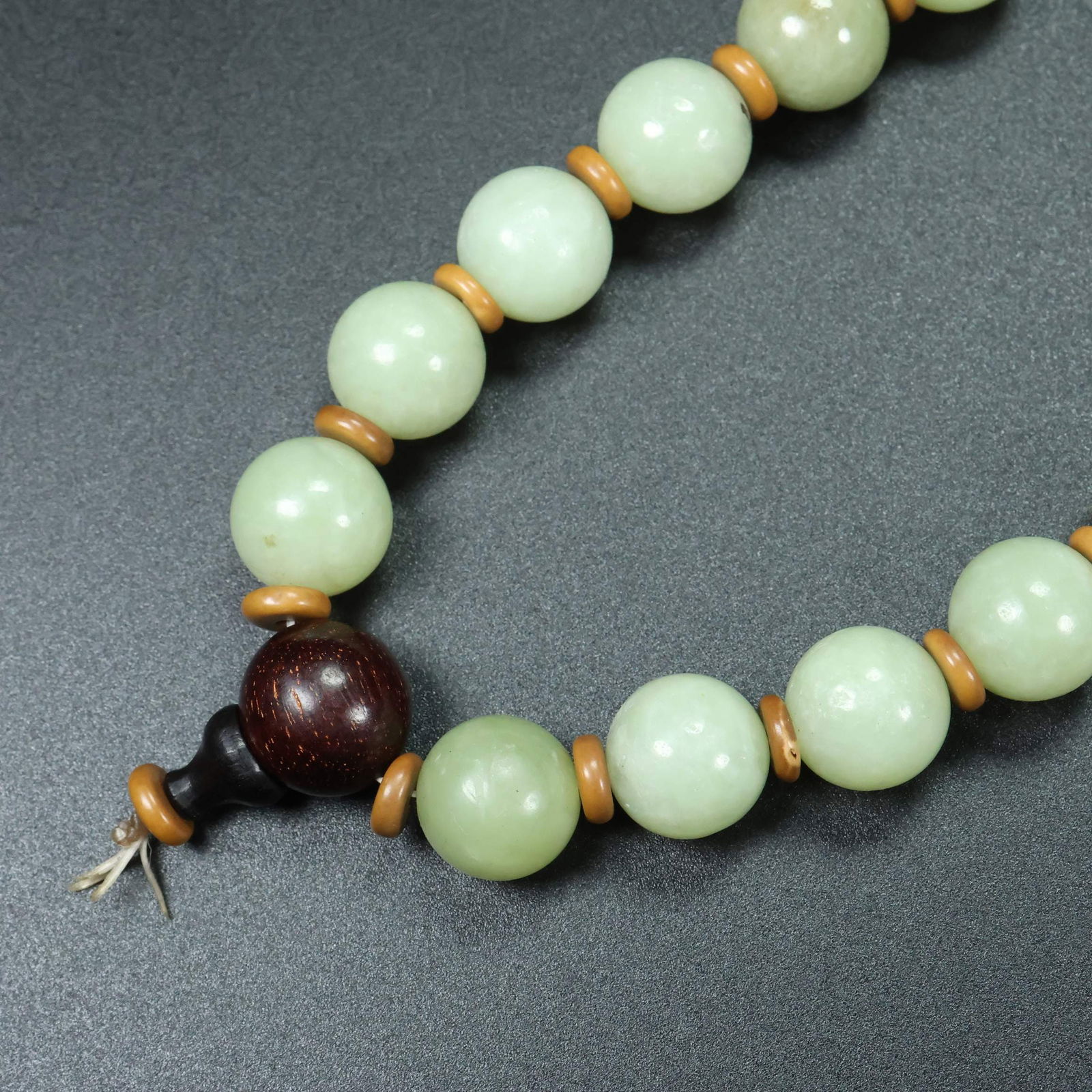 An Exquisite White Jade Bracelets - 5