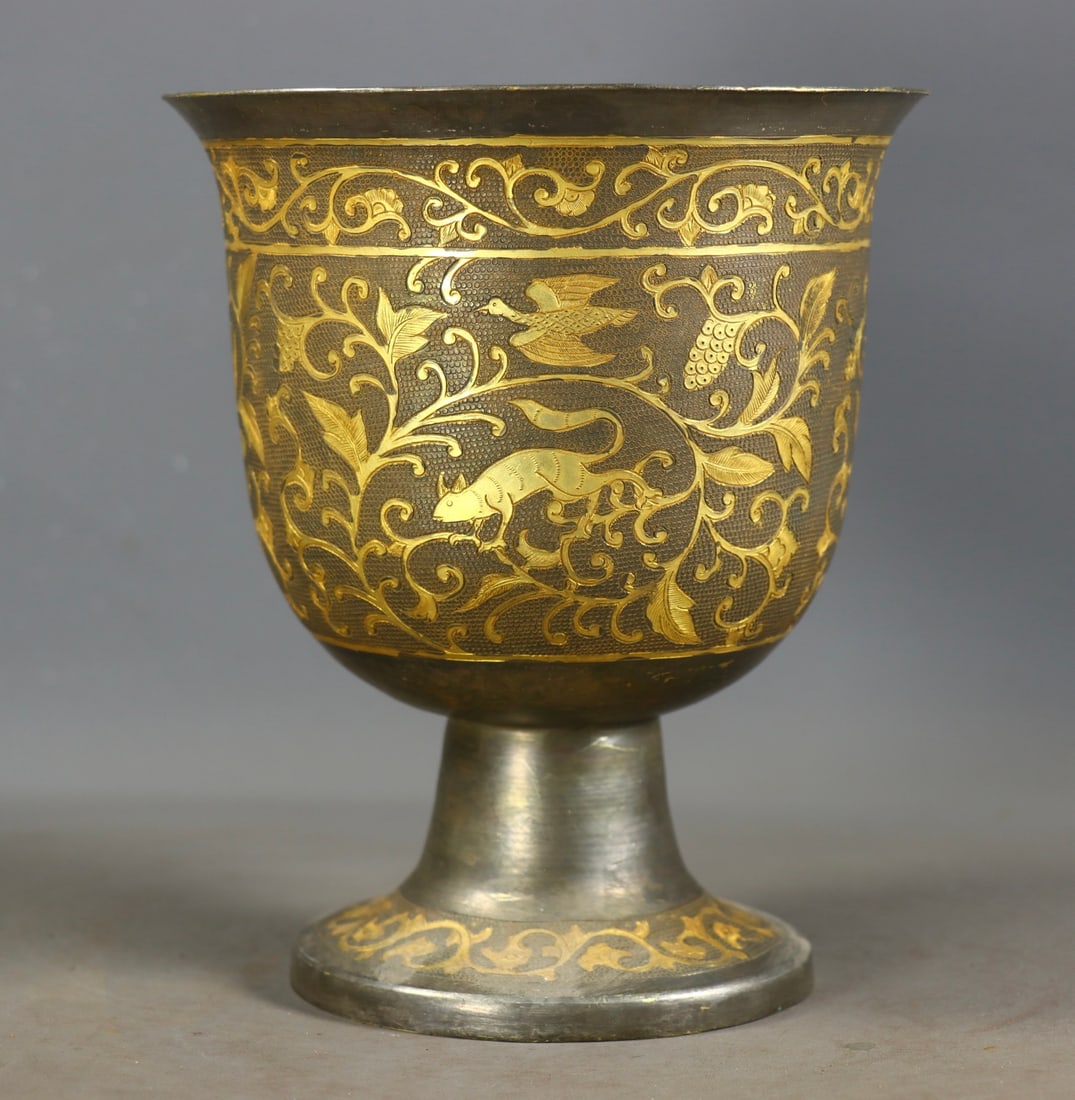 An Exquisite Gilt Bronze Flower and Bird Pattern Lotus Pattern Cup (1 of 9)