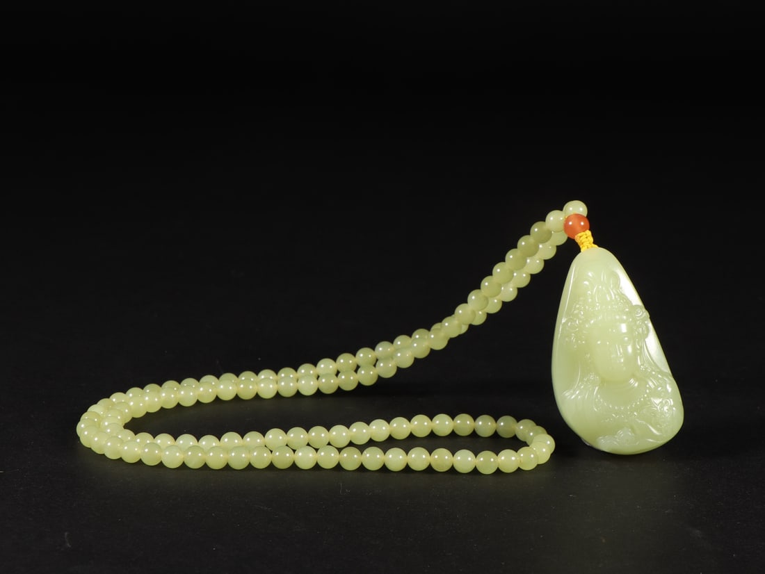 An Exquisite Yellow Jade Statue of Bodhisattva Pendant (1 of 9)