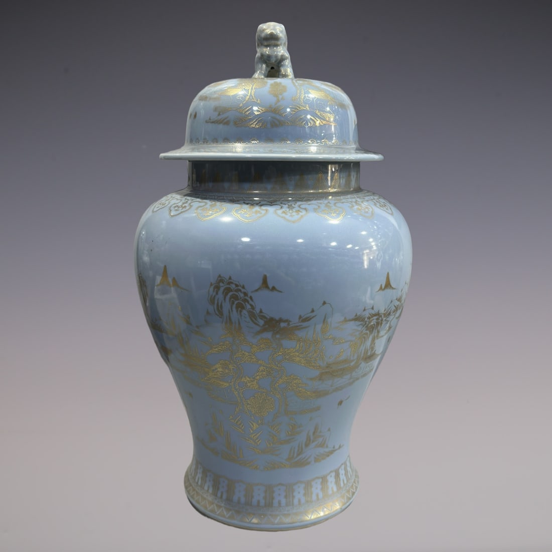 An Exquisite Sky Blue Glazed Painted Gold Landscape Pattern Jar: An Exquisite Sky Blue Glazed Painted Gold Landscape Pattern Jar Qing Dynasty, China Qianlong Six-character Mark Size:27.2in天青釉描金山水将军Ņ