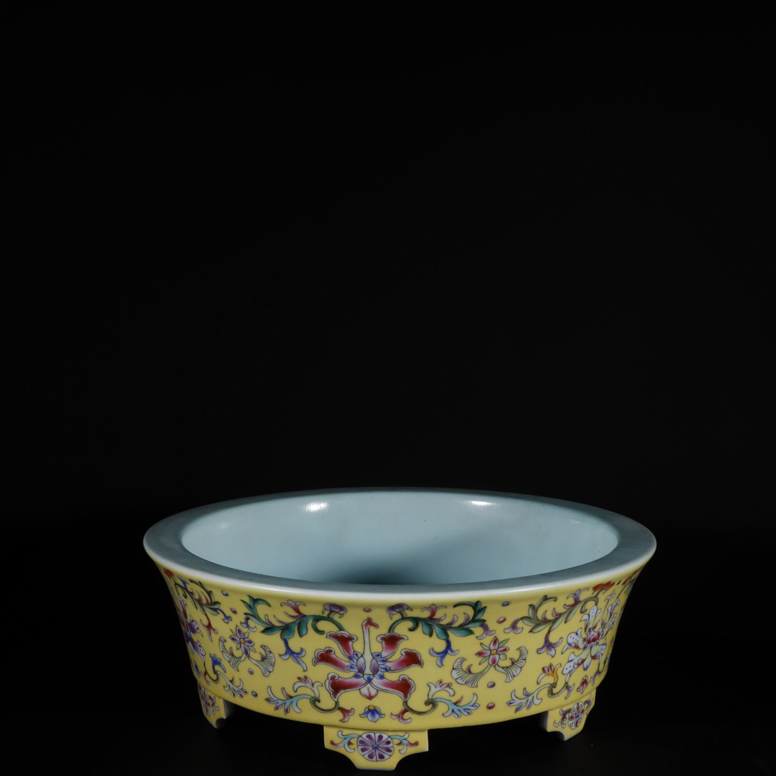An Exquisite Famille-Rose Lotus Pattern Basin (1 of 9)