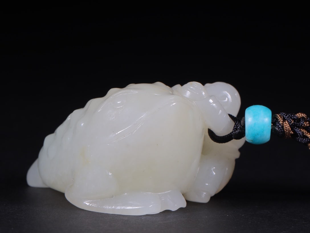 An Exquisite White Jade Golden Toad Pendant (1 of 7)
