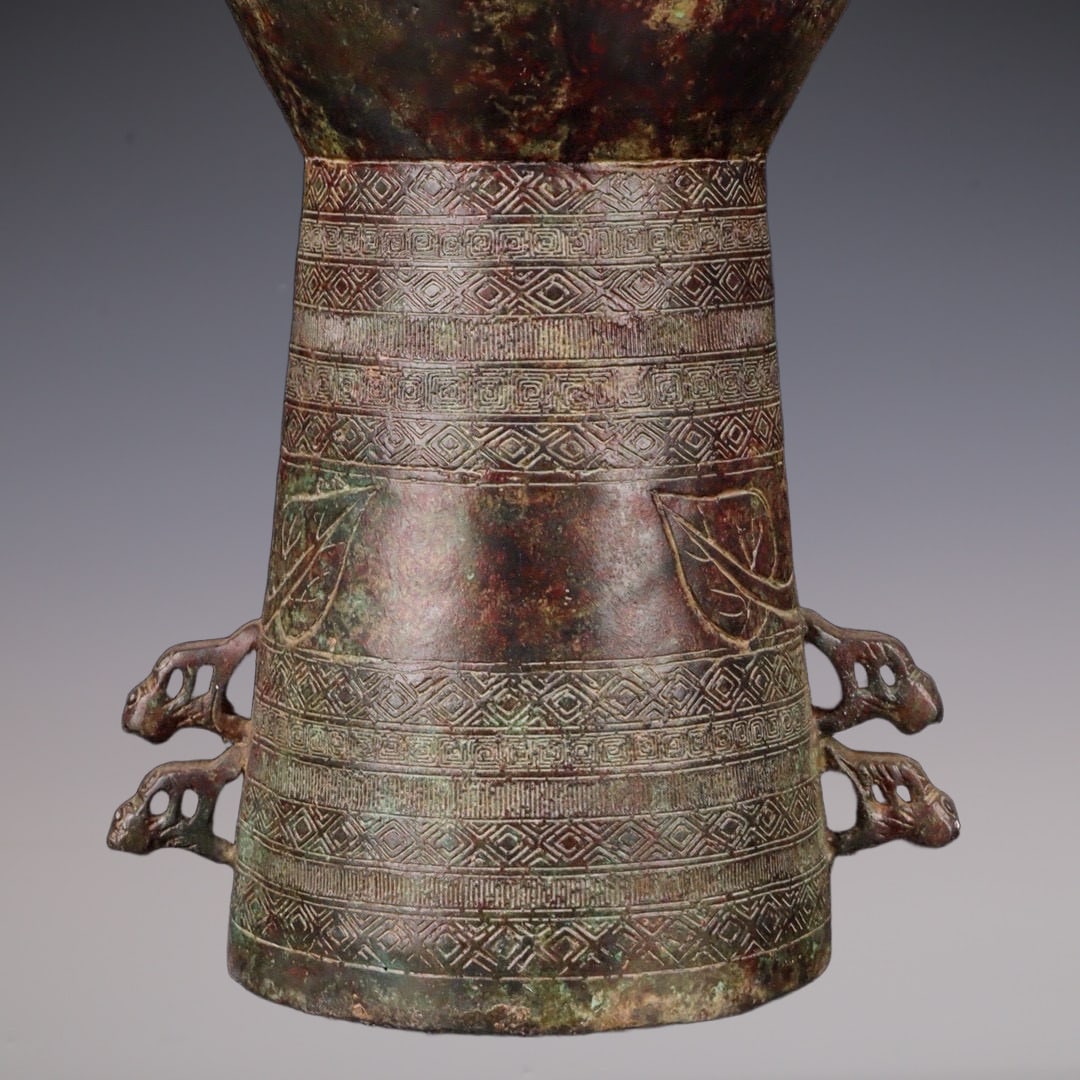 An Exquisite Bronze Auspicious Beast Pattern Ornament - 3