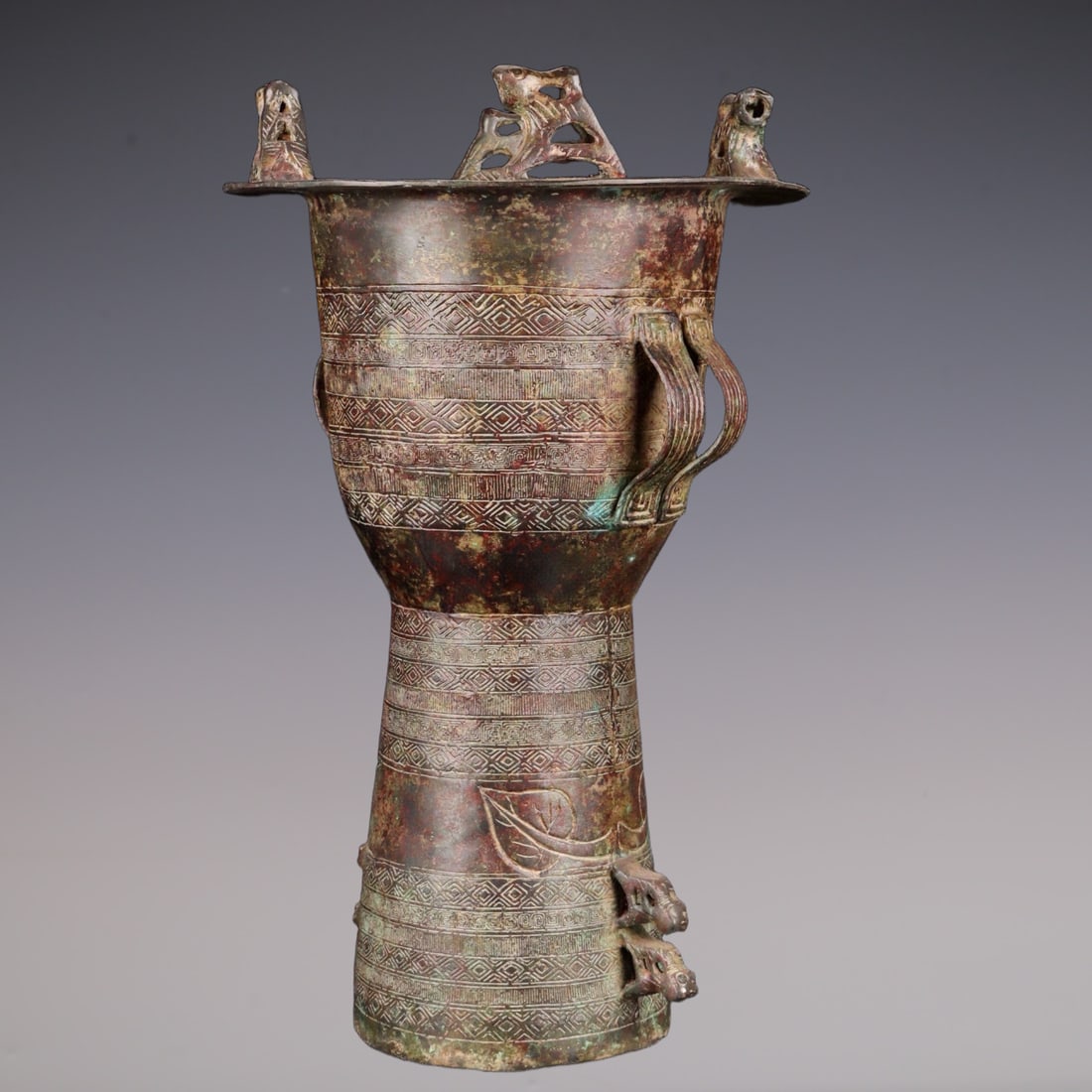 An Exquisite Bronze Auspicious Beast Pattern Ornament - 4