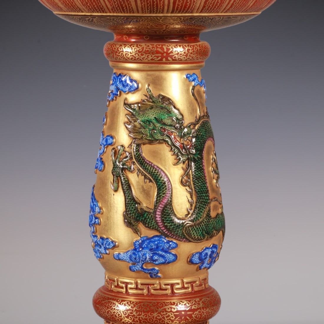 An Exquisite Enamel Dragon Pattern Hatstand - 3