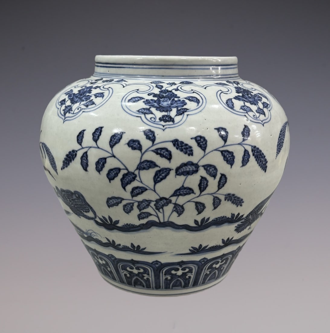 An Exquisite Blue and White Flower and Bird Pattern Jar - 5