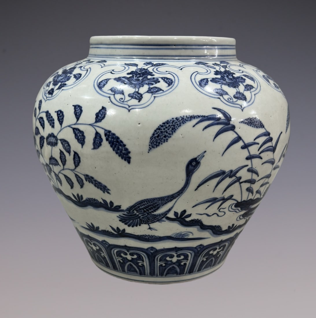 An Exquisite Blue and White Flower and Bird Pattern Jar - 6