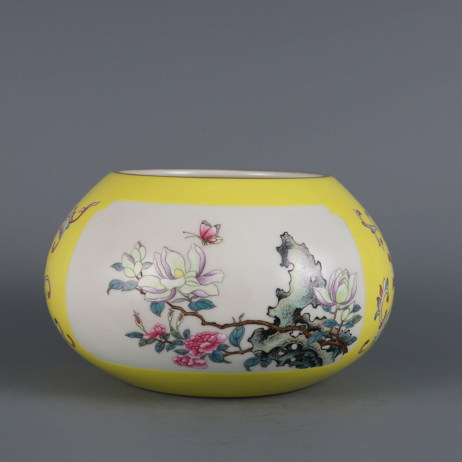 An Exquisite Famille-Rose Yellow Glazed Flower and Butterfly Pattern Brush Washer (1 of 9)