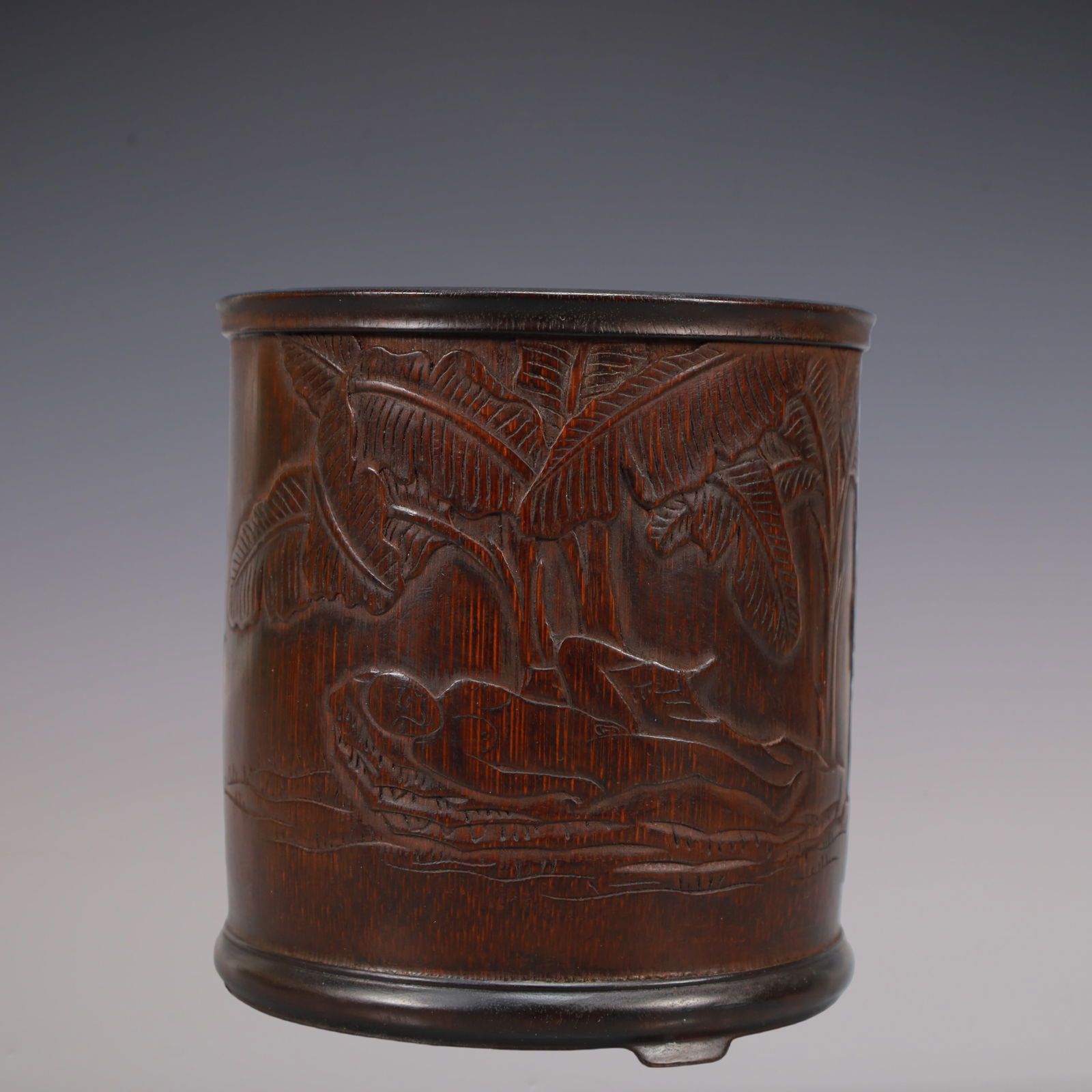 A Exquisite Zitanwood Character and Story Pattern with poem Brush Pot: A Exquisite Zitanwood Character and Story Pattern with poem Brush Pot Qing Dynasty, China Size:5.4inx5in Weight:300g紫檀木人物故事纹诗文