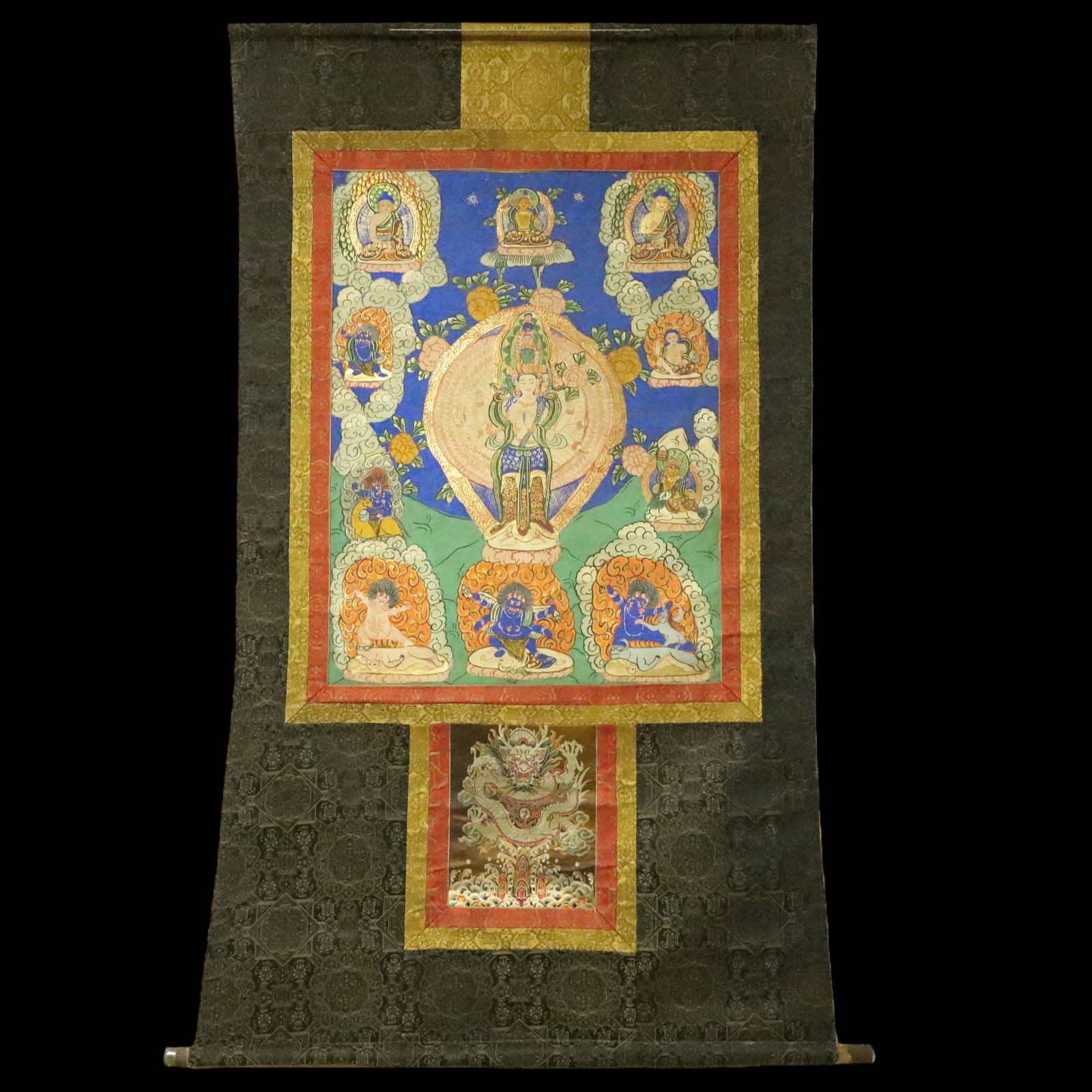 An Exquisite Brocade Painted Color Statue of Thousand-hand Guanyin Tangka: An Exquisite Brocade Painted Color Statue of Thousand-hand Guanyin Tangka Ming Dynasty, China Size:37.4inx61.4in织锦彩绘千手观音像唐卡