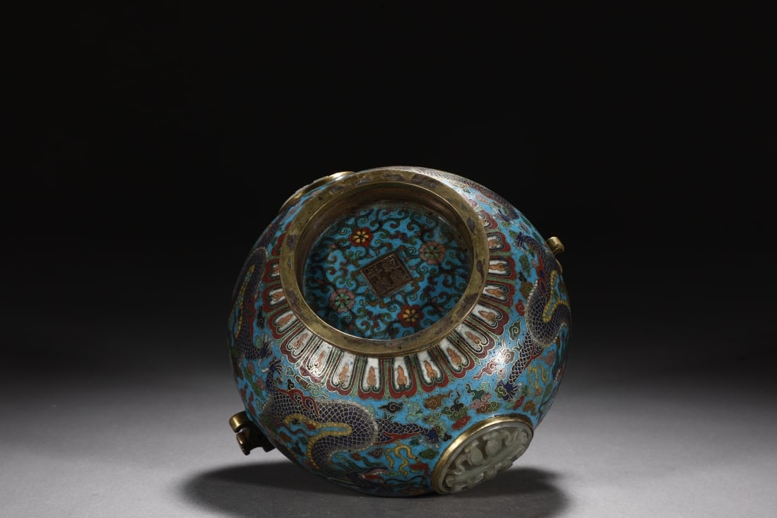 An Exquisite Cloisonne Lotus Pattern Dragon Pattern Double-Ears Jar - 6