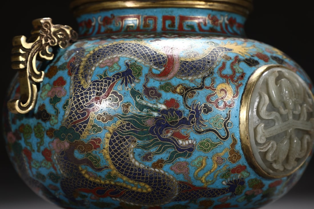 An Exquisite Cloisonne Lotus Pattern Dragon Pattern Double-Ears Jar - 8