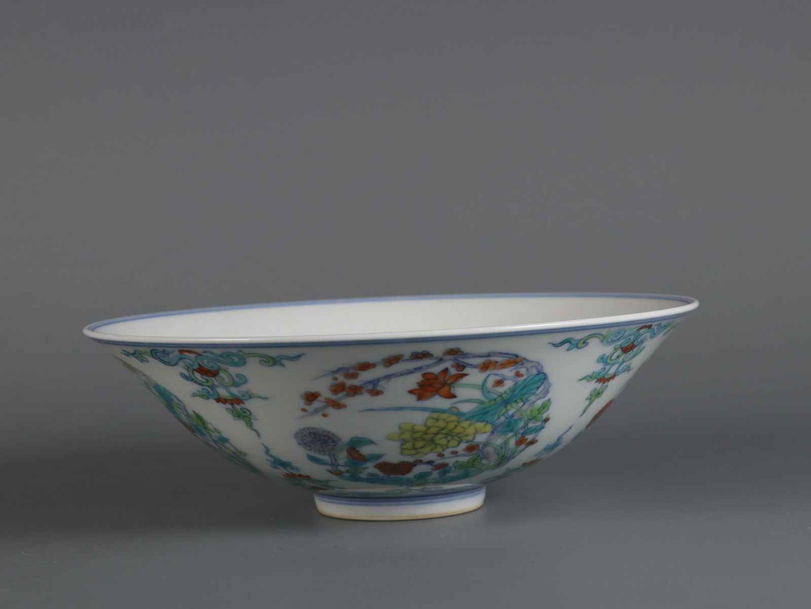 An Exquisite Doucai Flower Pattern Bowl - 2