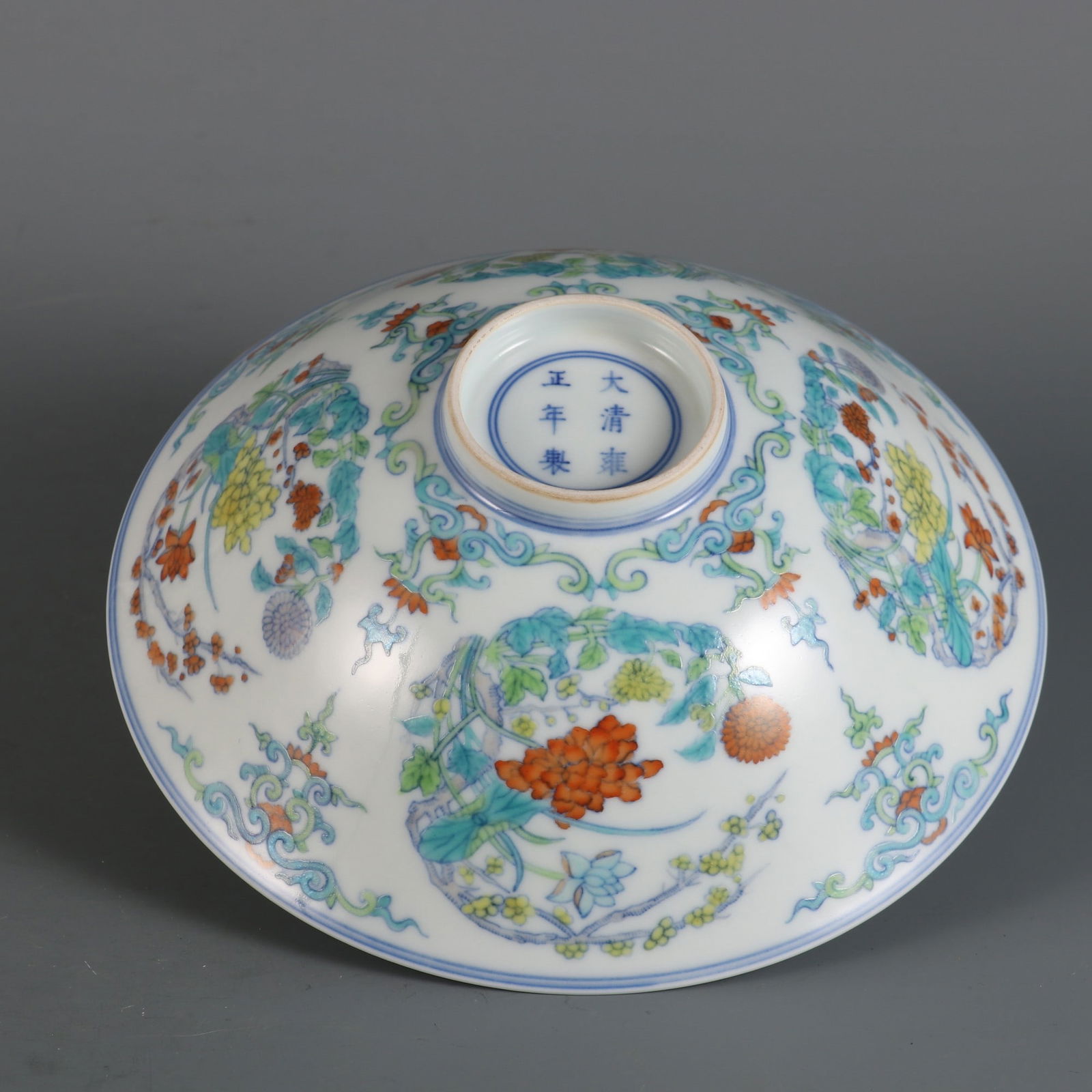 An Exquisite Doucai Flower Pattern Bowl - 9