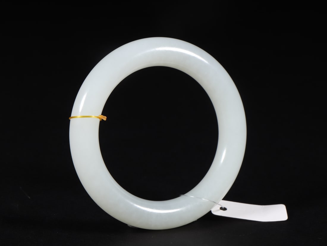 An Exquisite White Jade Bracelets - 3