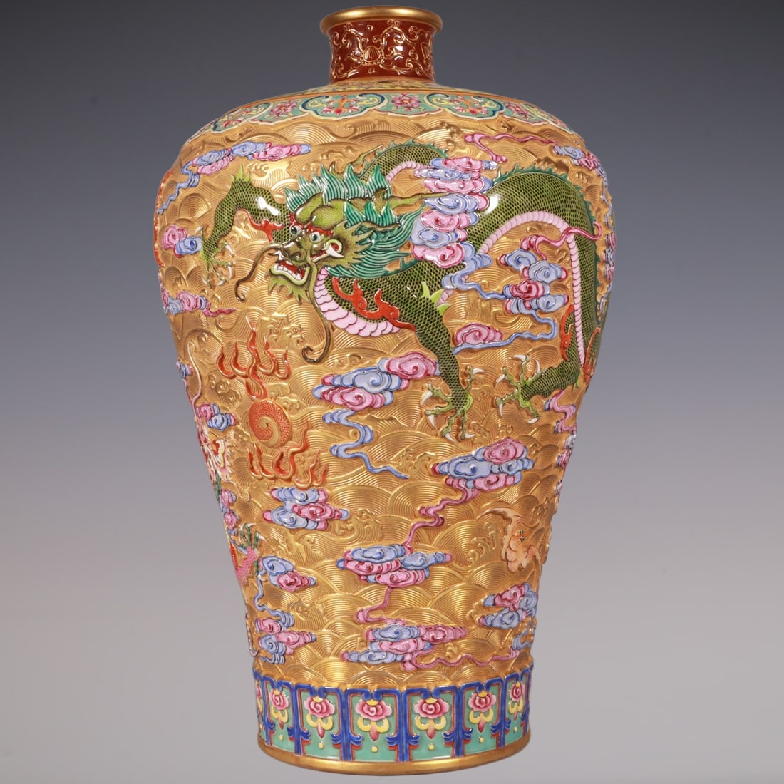 An Exquisite Enamel Seawater Pattern Dragon Pattern Lotus Pattern Vase: An Exquisite Enamel Seawater Pattern Dragon Pattern Lotus Pattern Vase Qing Dynasty, China Qianlong Six-character Mark