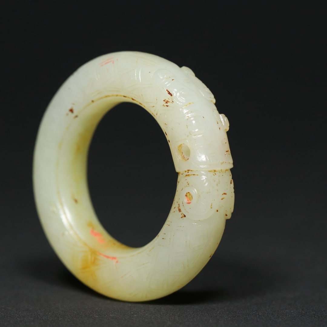 An Exquisite White Jade Dragon Pattern Pendant - 4
