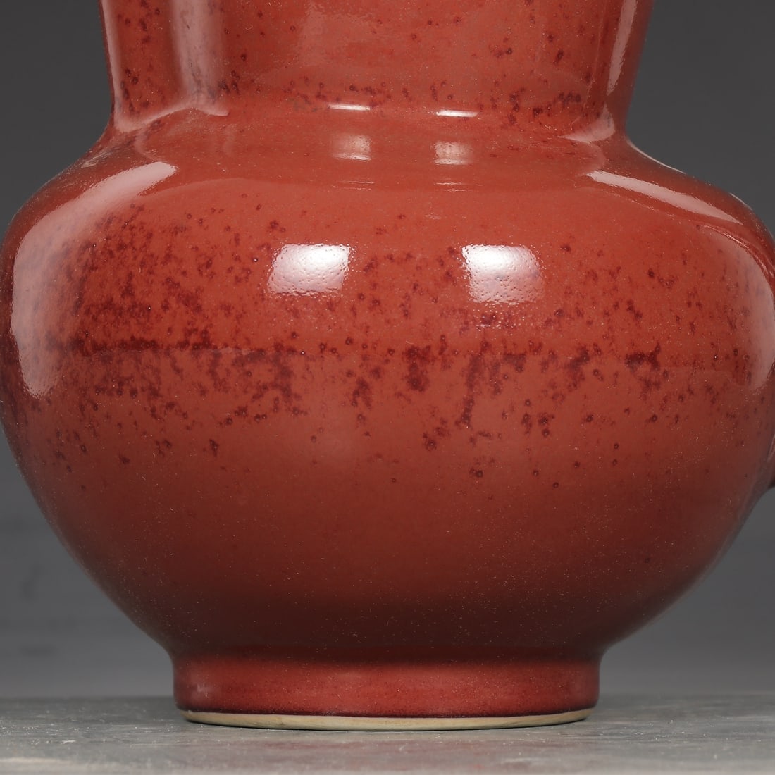 An Exquisite Ruby red-Glazed Ewer - 4