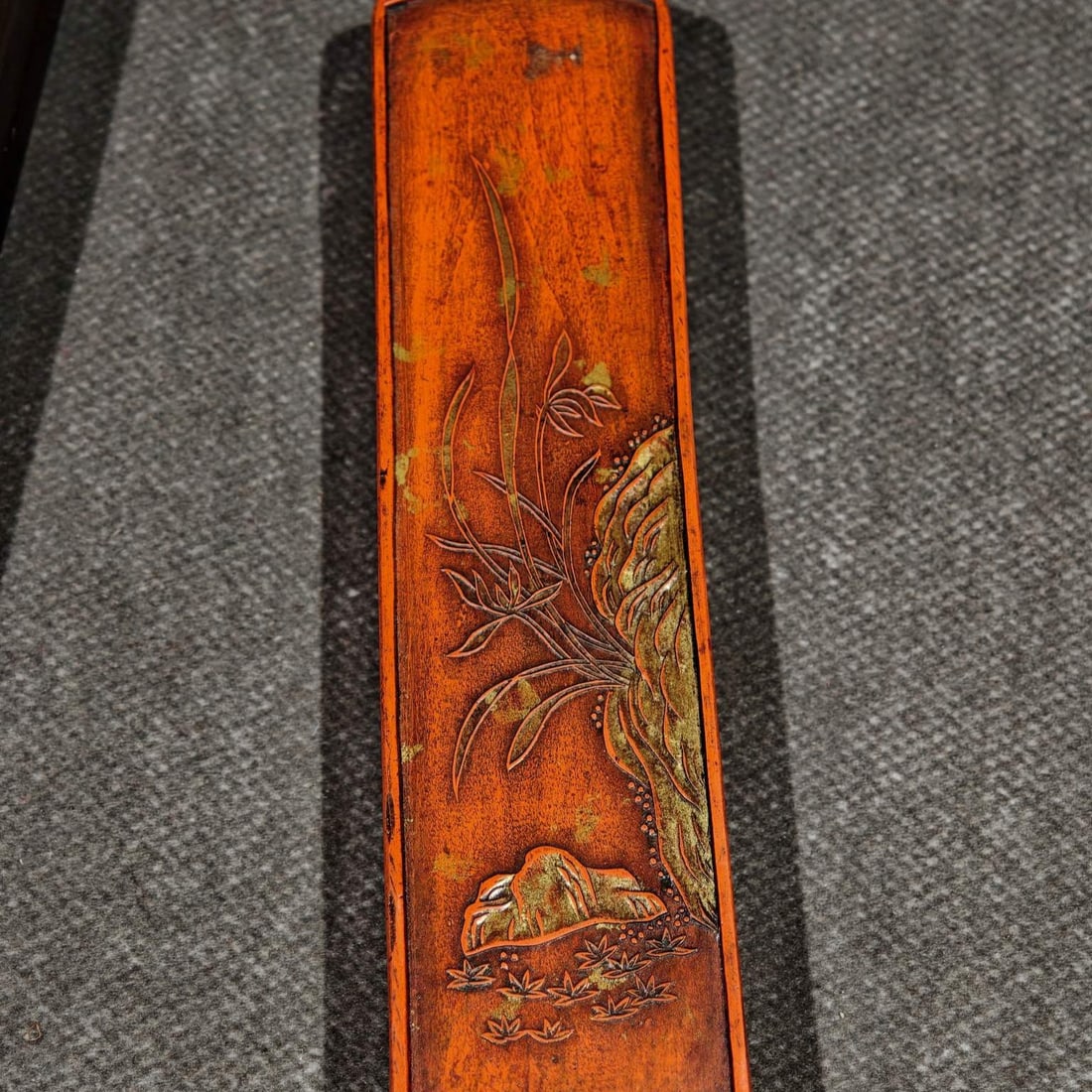 An Exquisite Flower Pattern Inkstone - 5