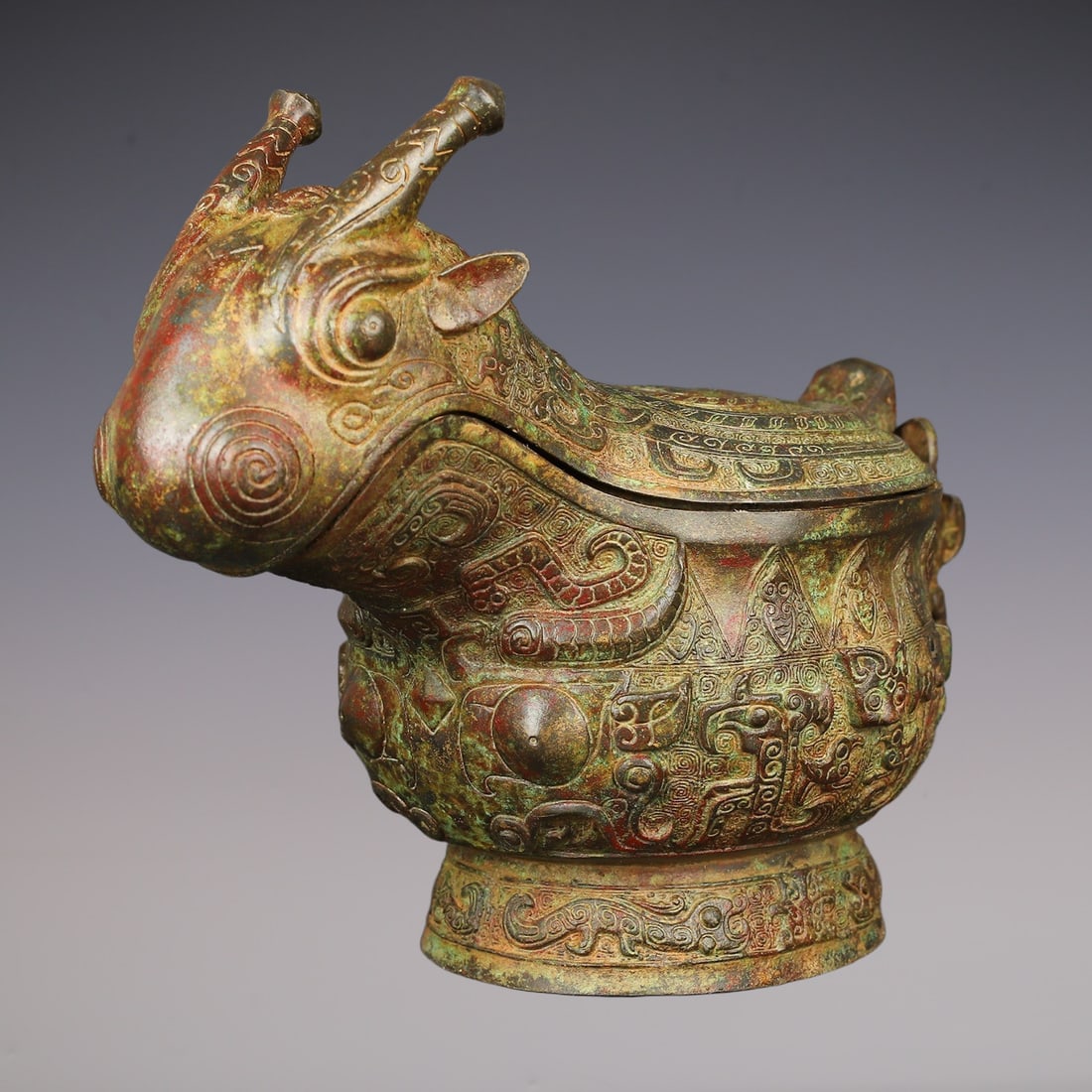 An Exquisite Bronze Beast-Face Pattern Ewer - 5