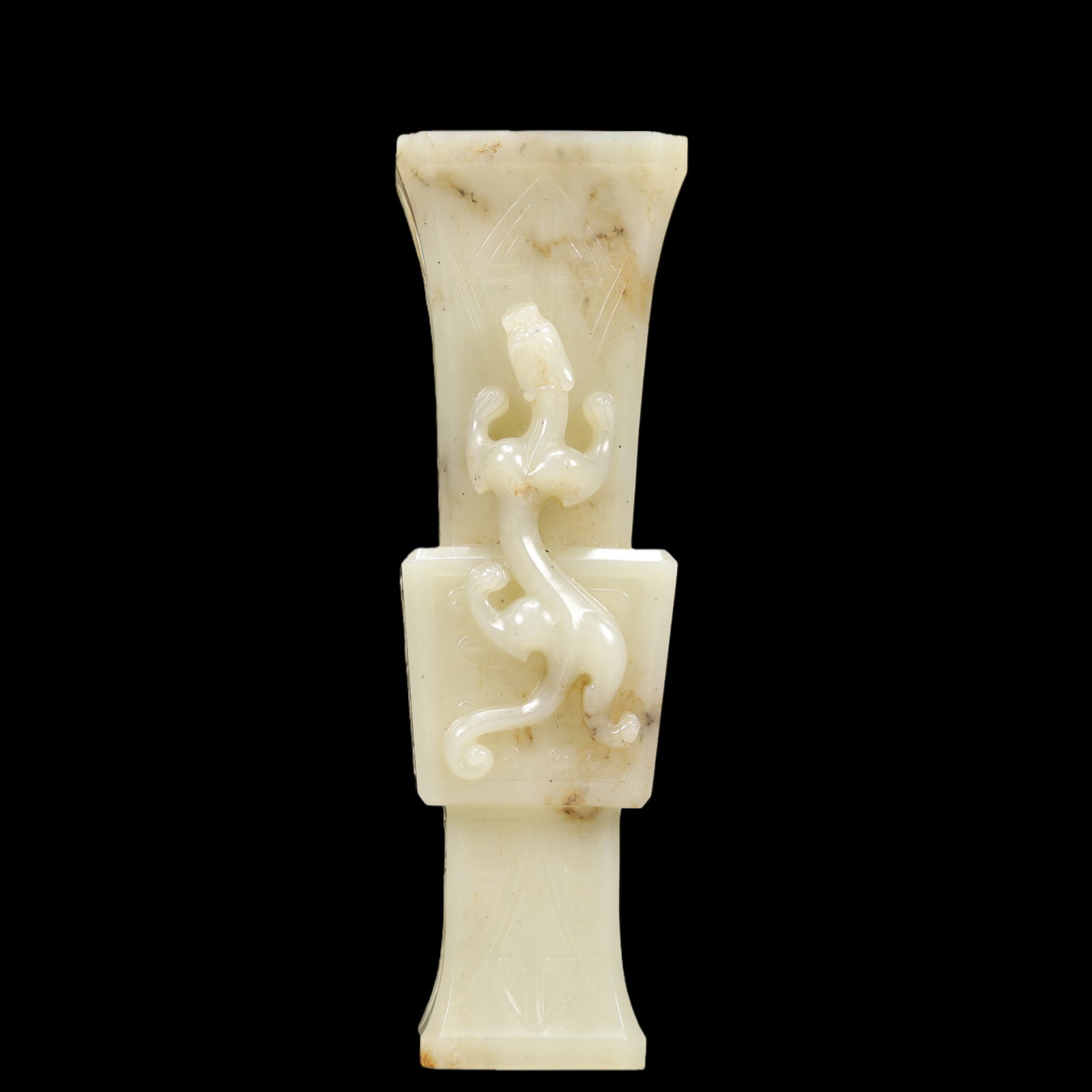 An Exquisite Green Jade Beast-Face Pattern Chi-Dragon Pattern Vase - 4