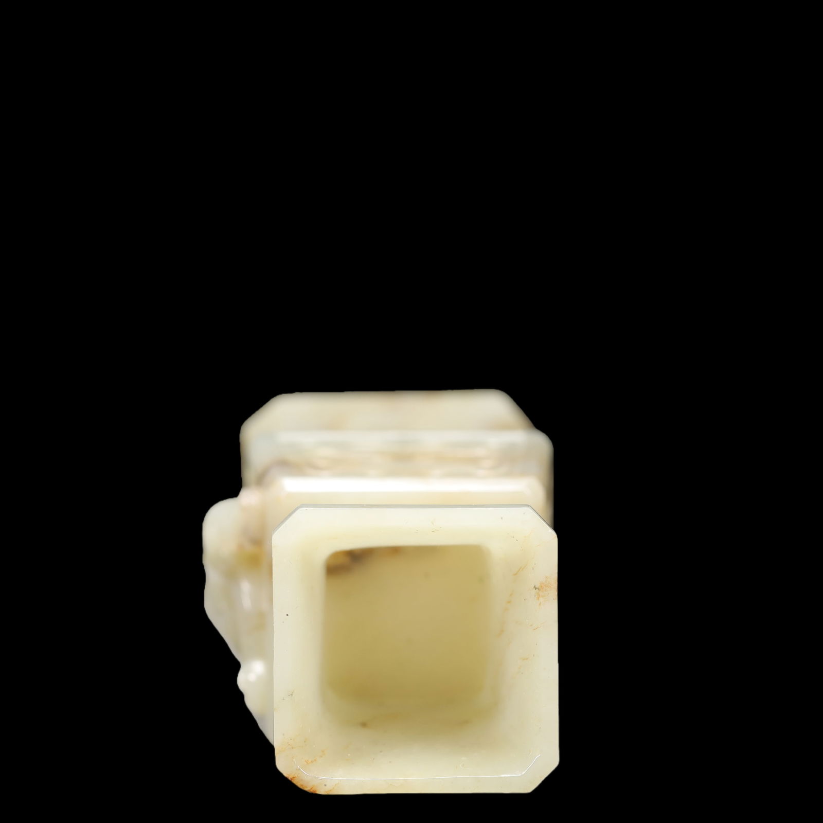 An Exquisite Green Jade Beast-Face Pattern Chi-Dragon Pattern Vase - 9