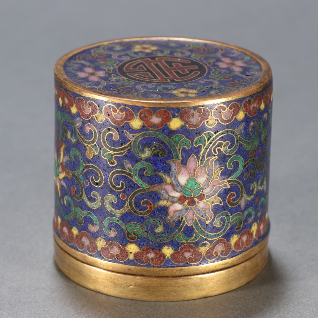 An Exquisite Cloisonne Lotus Pattern Box - 3