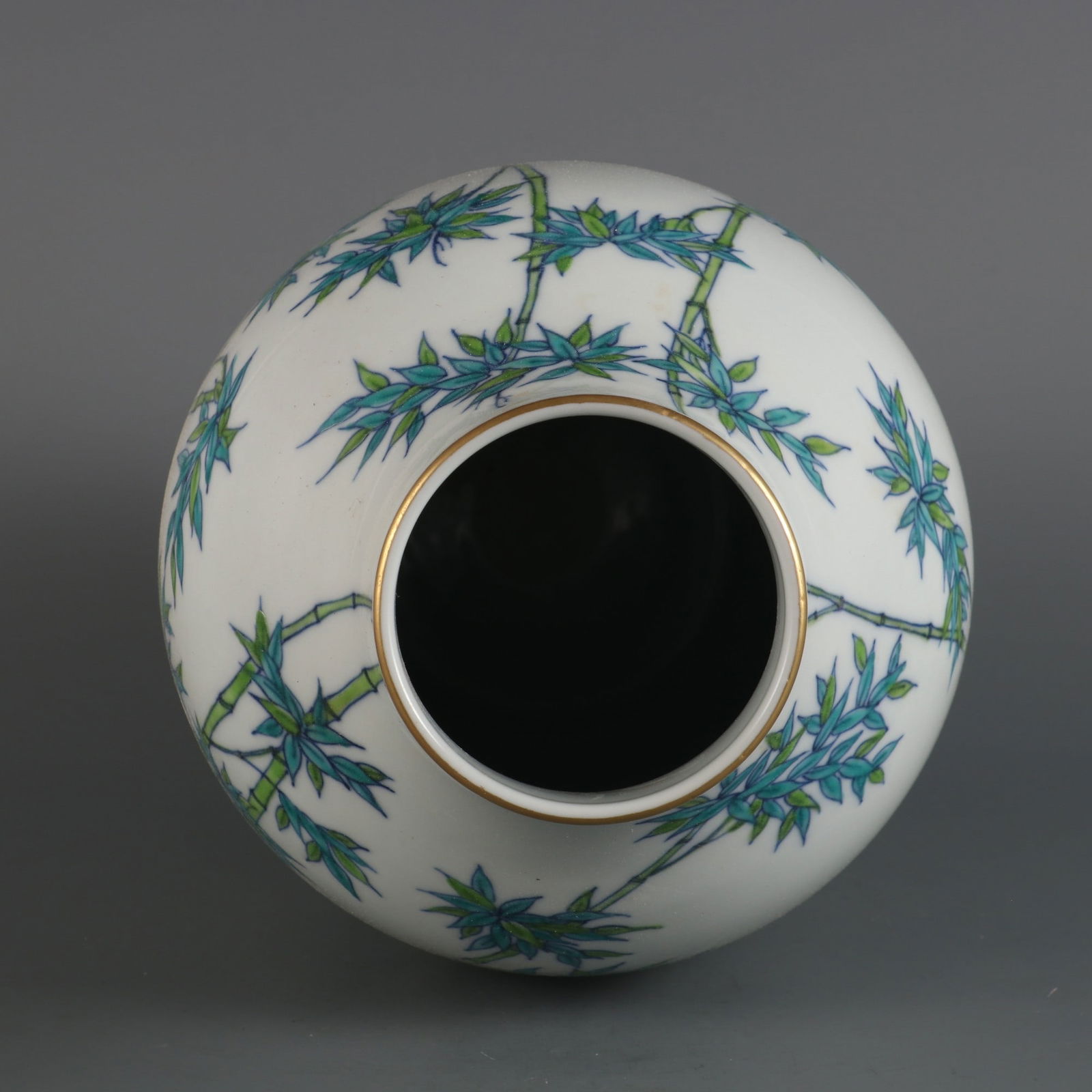 An Exquisite Doucai Bamboo Pattern Vase - 7