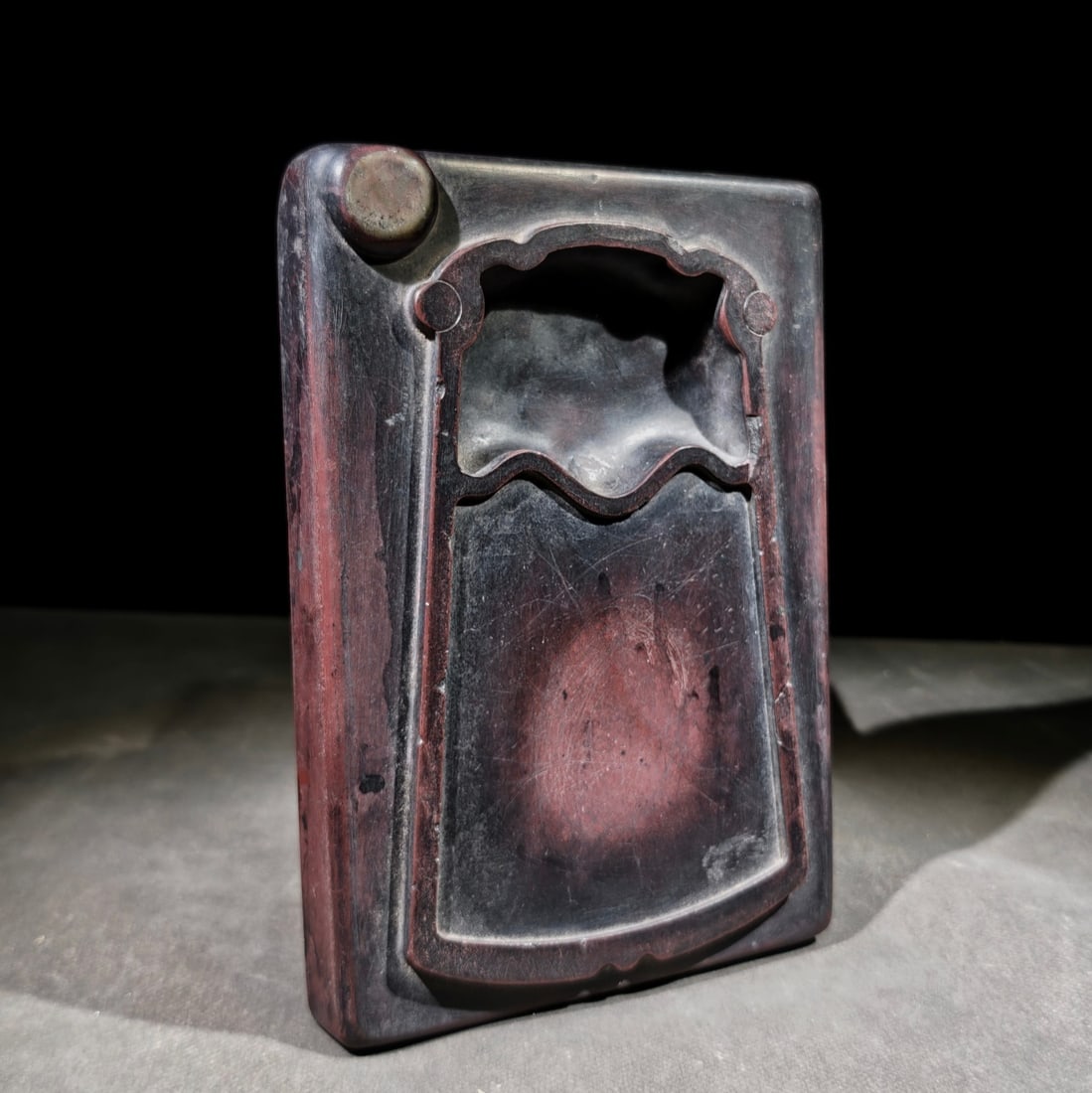 An Exquisite with poem Inkstone: An Exquisite with poem Inkstone Niu shuyu Size:7.9inx5.6inx1in一鸣惊人诗文端砚 钮树玉 Size:20cmx14.2cmx2.5cm