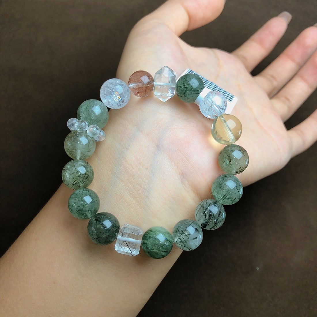 An Exquisite Crystal Bracelets - 2